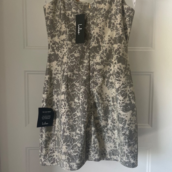 Mini Dress - Picture 4 of 6